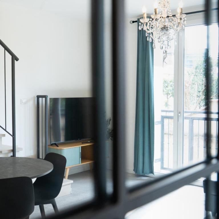 Firenze Dream Homes - Medusa - Appartamento Deluxe con 2 Camere da Letto e Vista Giardino - 53