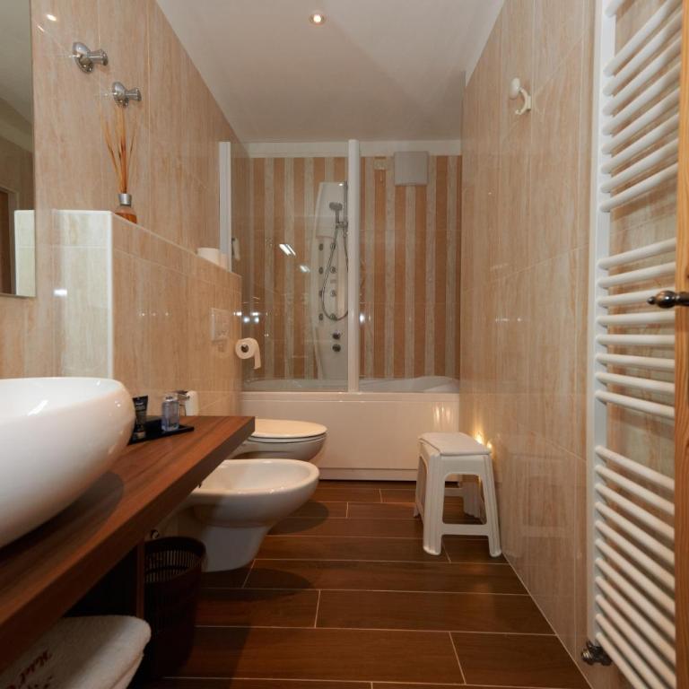 Cavallino Lovely Hotel - Suite con Vista Montagna - 4