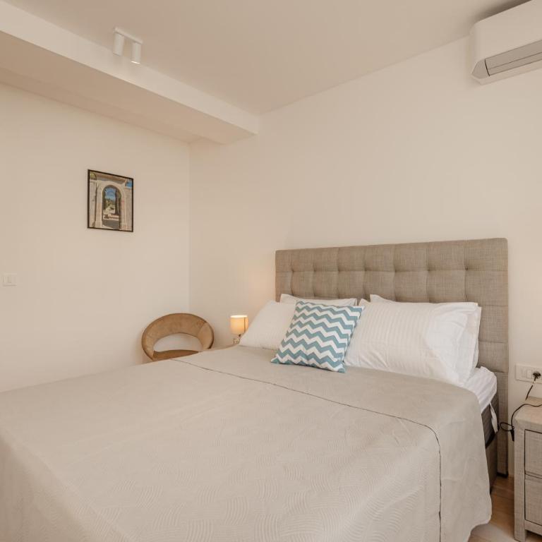 River side apartment C20 - One-Bedroom Apartment - 16