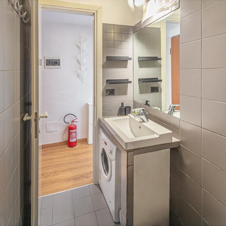 Happy House - Viale Tibaldi - Appartamento con 1 Camera da Letto - 18