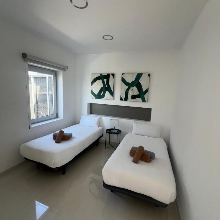 Villa Omara - Three-Bedroom Villa - 29