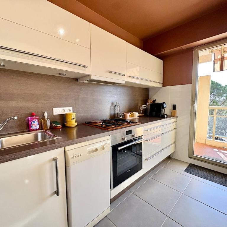 Appartement T3 piscine, parking, proche des plages - Apartment mit 2 Schlafzimmern - 11