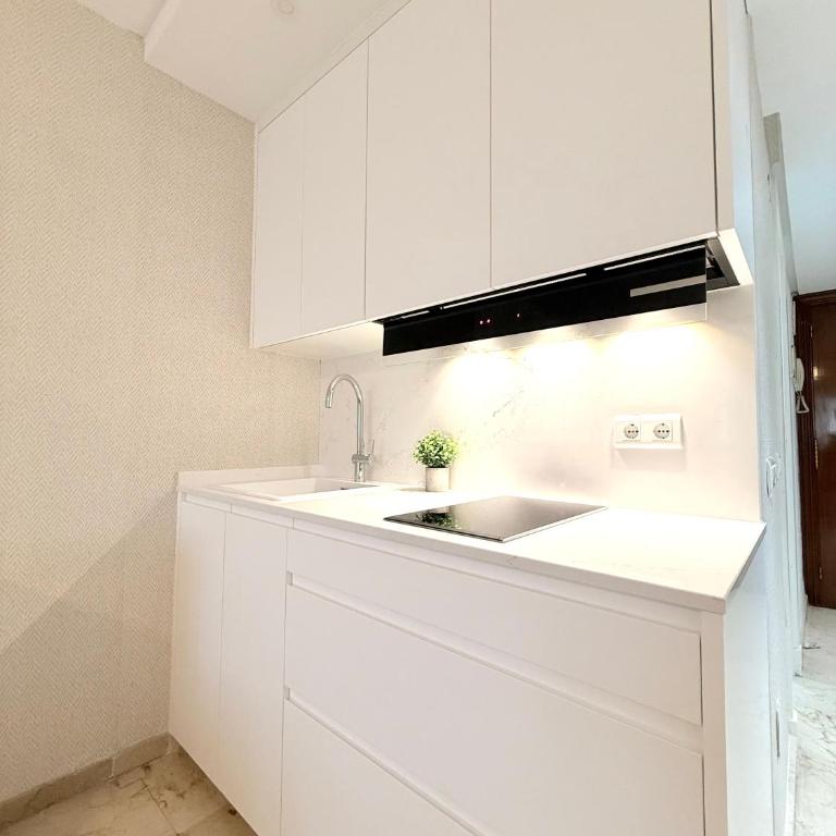 Apartamento La Roca Torremolinos frente al Mar Sinese Design Homes - Apartamento de 1 dormitorio - 17