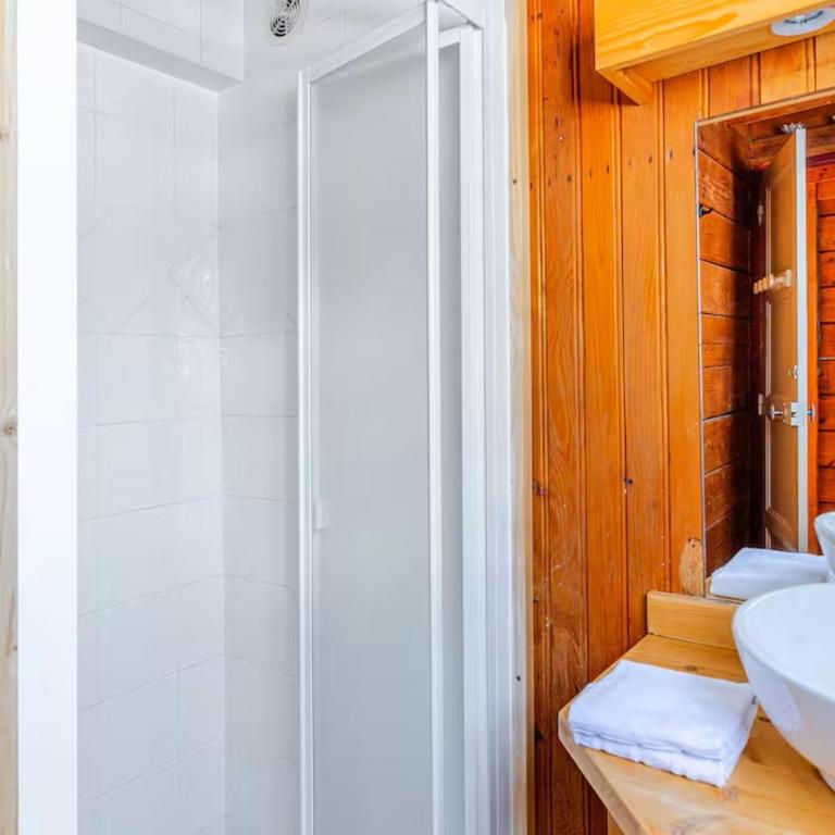 Chalet familial alpin tout en bois - Chalet 3 Chambres - 17