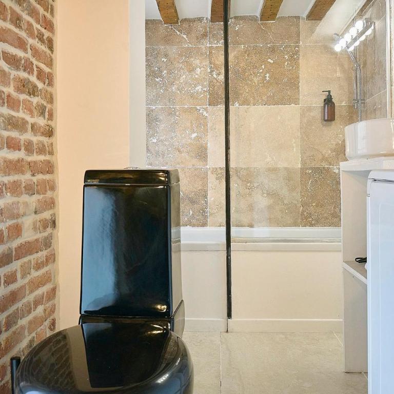 Duplex d'architecte avec 3 chambres - Three-Bedroom Apartment - 32