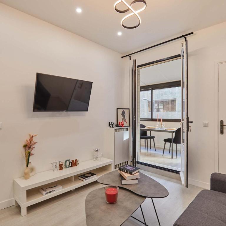 Modern Suite with Patio Boulogne-Billancourt - Monolocale - 4