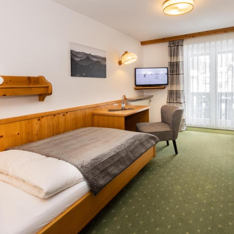 Hotel Liberia - Einzelzimmer mit Bergblick - 1