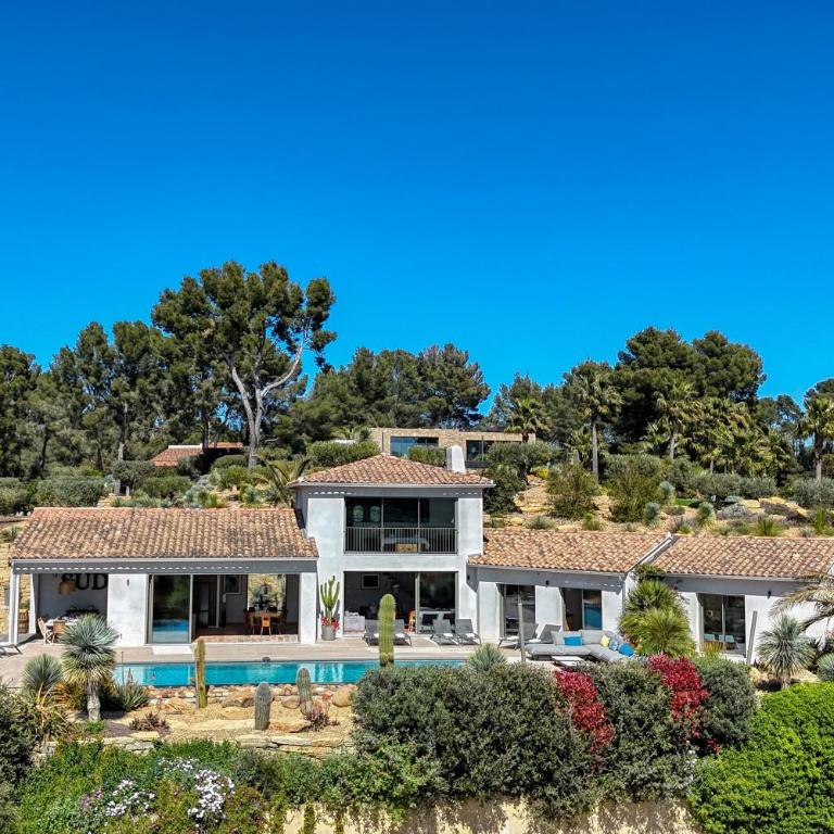 Terre de Provence-Luxurious Villa-Pool-Sea View - Villa - Vue sur Mer - 1