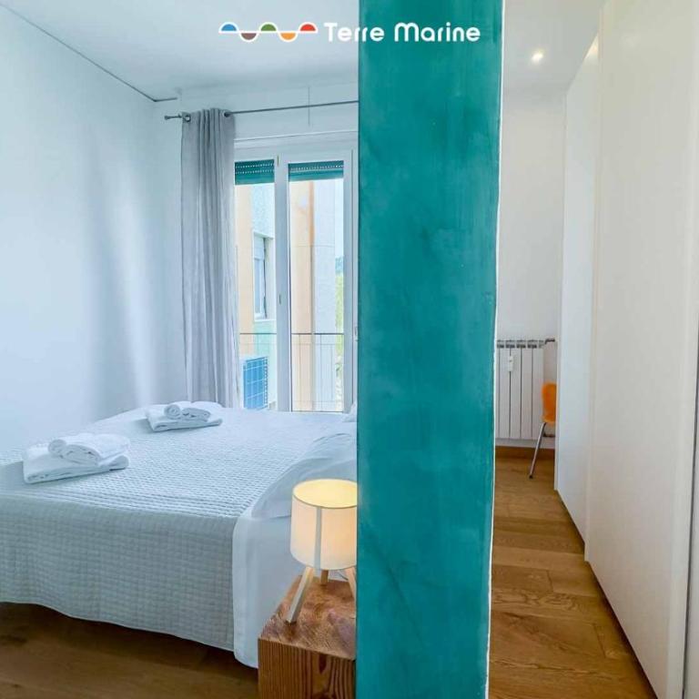 Al Kennedy, Terre Marine - Two-Bedroom Apartment - 6