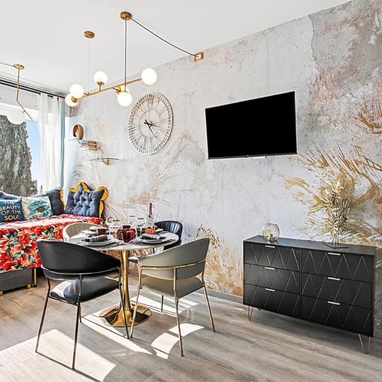 Apartments 125 and 402 - Monolocale con Balcone - 5