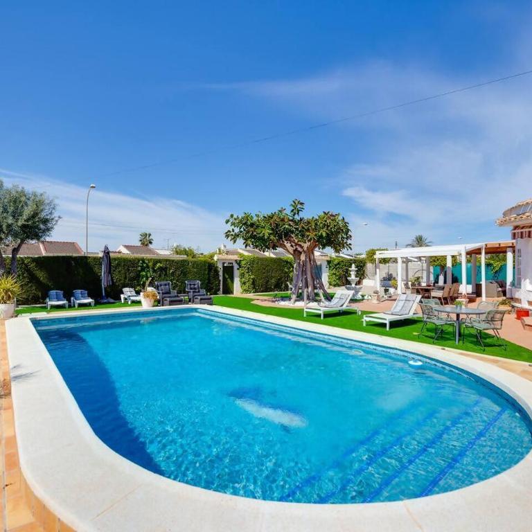 Preciosa villa con piscina, perfecta para familias - Villa con piscina privada - 14