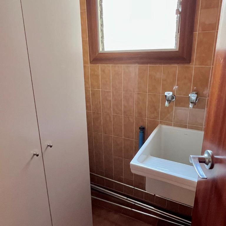 Bertur Rodes - Apartamento de 3 dormitorios con vistas al mar - 16