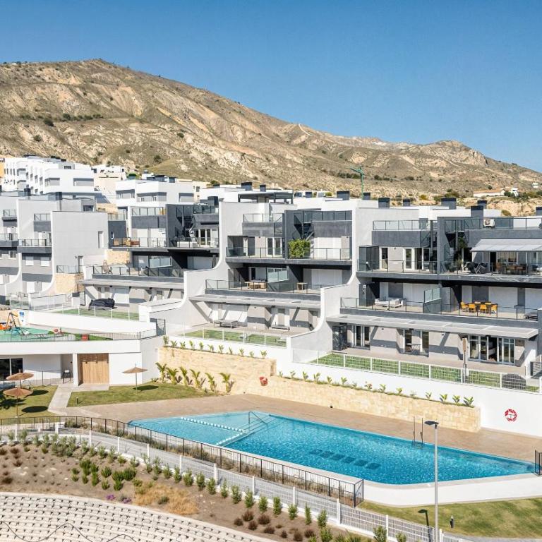 Stunning House, 3BR, HOT TUB, WIFI, Parking - Casa Vacacional de 3 dormitorios - 52