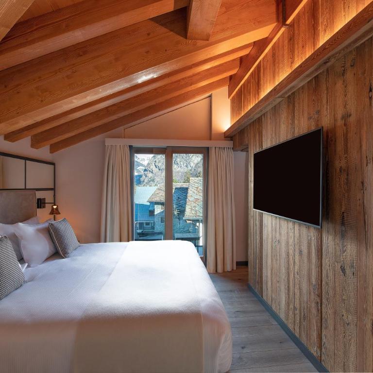 Le Massif Hotel & Lodge Courmayeur - The Leading Hotels of the World - Suite all’Ultimo Piano (2 Adulti + 1 Bambino) - 4