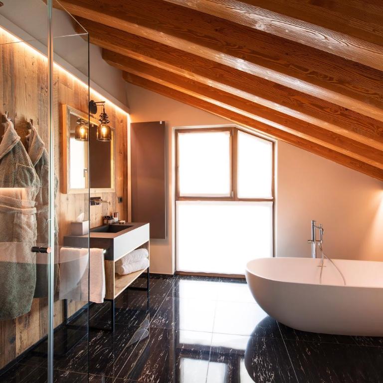 Le Massif Hotel & Lodge Courmayeur - The Leading Hotels of the World - Suite all’Ultimo Piano (2 Adulti + 1 Bambino) - 3