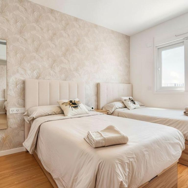 Stunning House, 3BR, HOT TUB, WIFI, Parking - Casa Vacacional de 3 dormitorios - 36