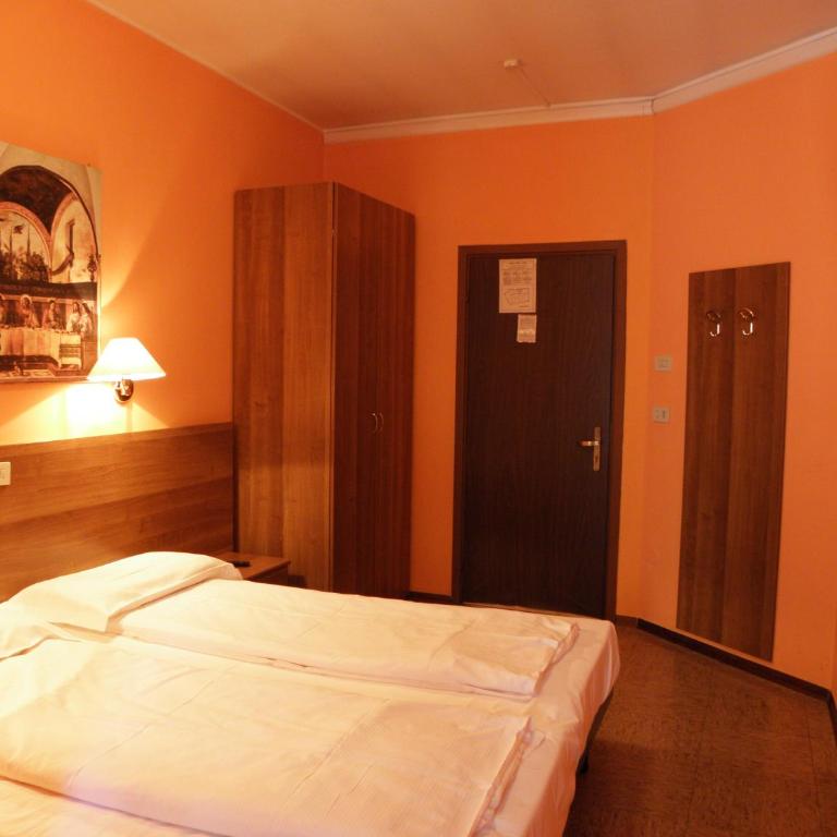 Hotel Corona - Economy Doppelzimmer - 1