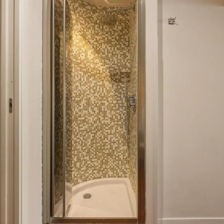 Sacra Famiglia Ausonia Apartment - Appartamento Deluxe con 2 Camere da Letto e Balcone - 18