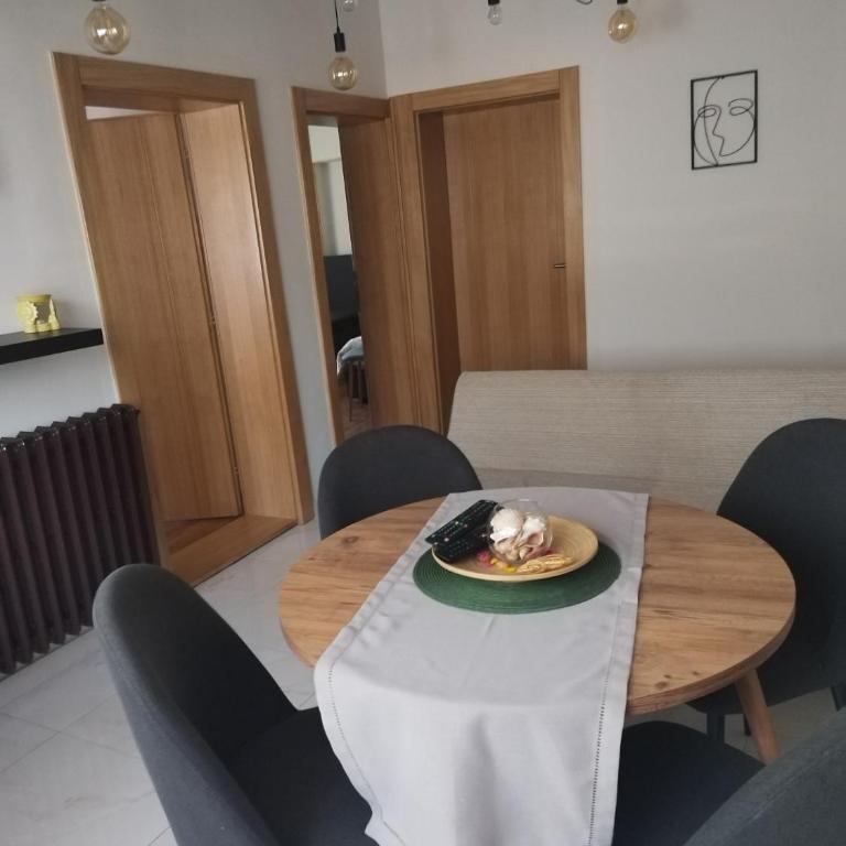 Lipora apartman - Two-Bedroom Apartment with Garden View - 4