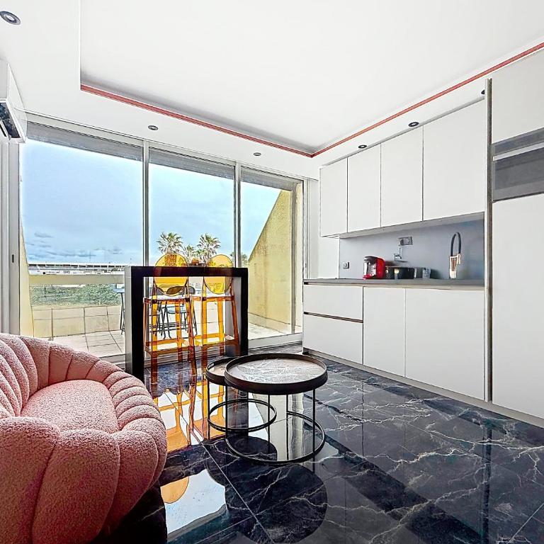 Studio luxe L'Aphrodite C49 avec terrasse vue mer au village naturiste Héliopolis - One-Bedroom Apartment - 9