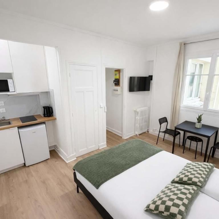 Charmant Studio Paris 15eme - Proche Tour Eiffel - Appartement - 10