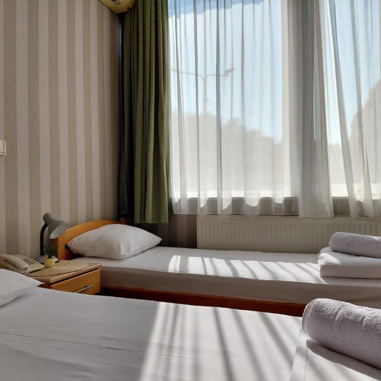 Hotel Slodes - Twin Room - 4