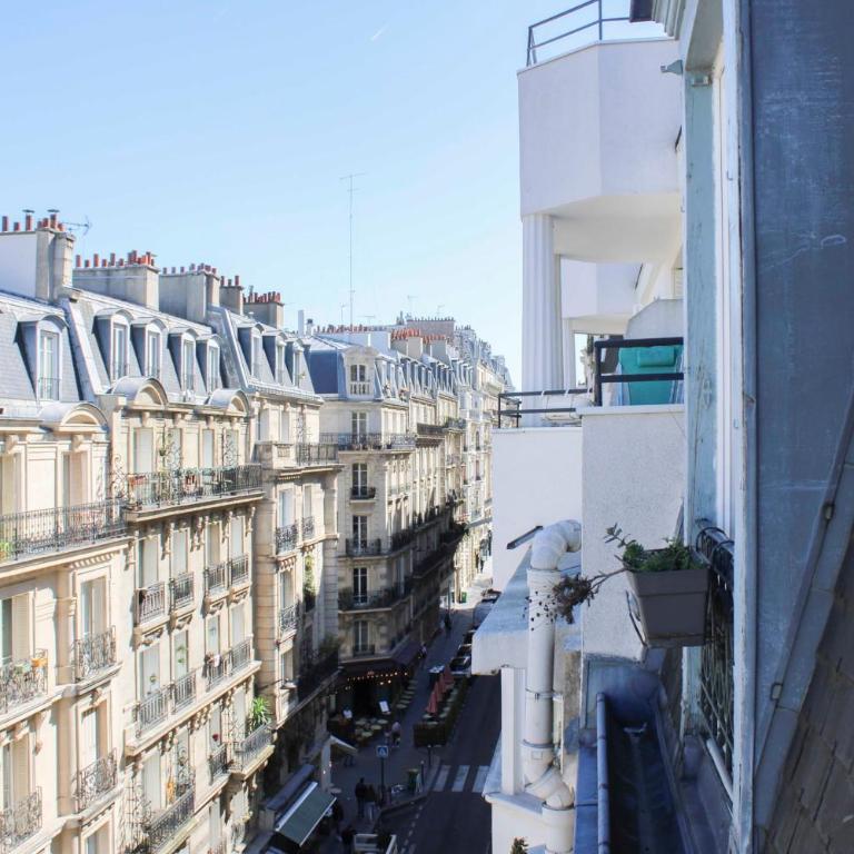 Spacious 74 m apartment near Montmartre - Apartment - 22