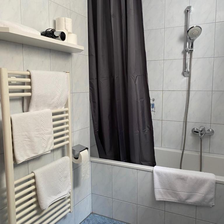 Fichtenblockhütte - Apartment mit 1 Schlafzimmer - 2