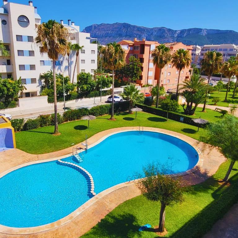 Attic Duplex Apartment with 4 terraces & 5 min walk to Beach - Apartamento Dúplex - 23