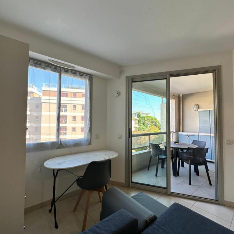 F2 proche des plages Juan les pins - Appartement 1 Chambre - 8