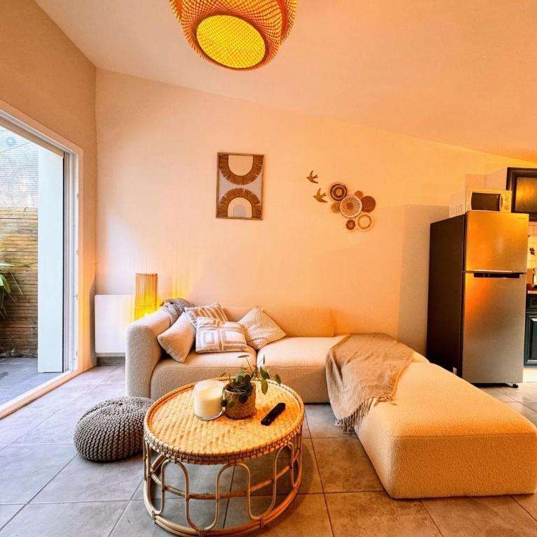 Maison Langevin 2-Bedroom House with Cozy Garden & Patio - Maison 2 Chambres - 27