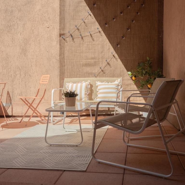 T2 centre historique - terrasse ensoleillée - One-Bedroom Apartment - 1