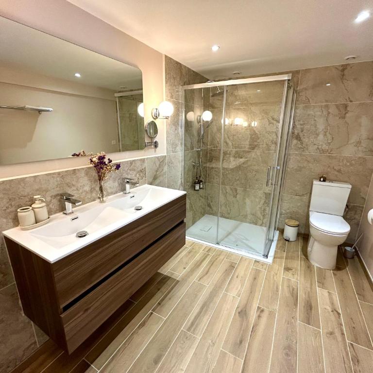 Le Chalet - maison avec jardin et parking - Maison 1 Chambre - 14