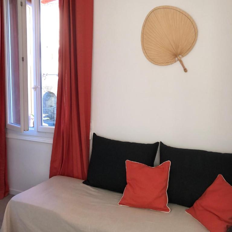 Un petit nid au calme, à 4 minutes de la plage ! - One-Bedroom Apartment - 3