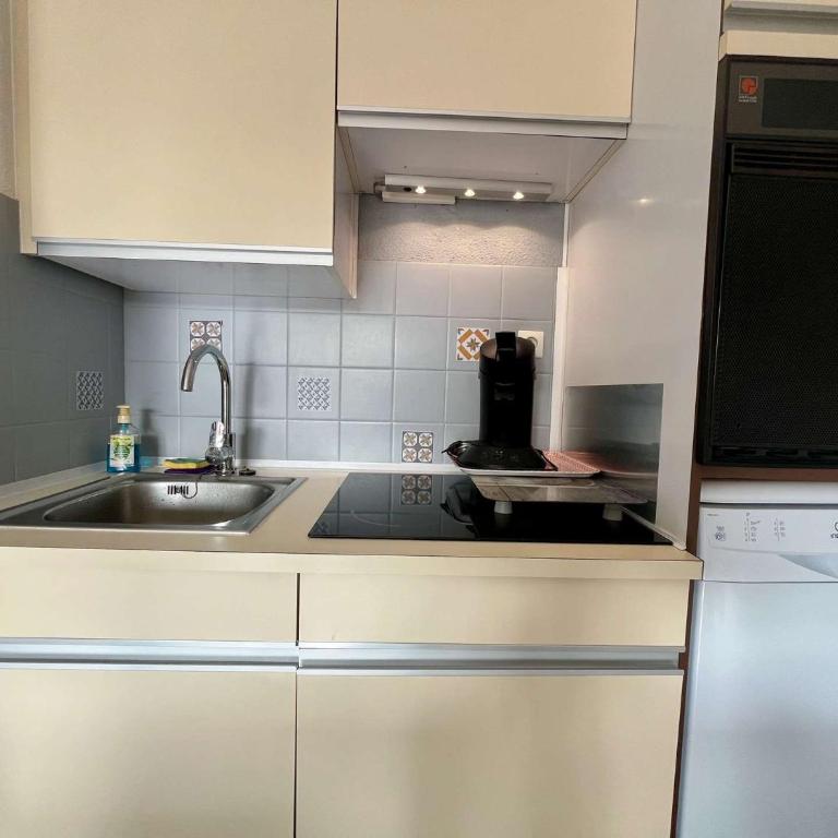 CA850-208 APPARTEMENT 2 PIÈCES POUR 4 Personnes CAVALAIRE - Appartement 1 Chambre - 9