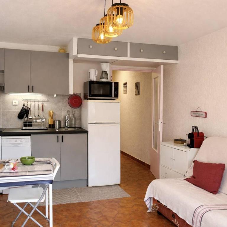 LAL577-B204 Appartement 2 pièces- 4 couchages- LA LONDE LES MAURES - Apartamento con balcón - 15