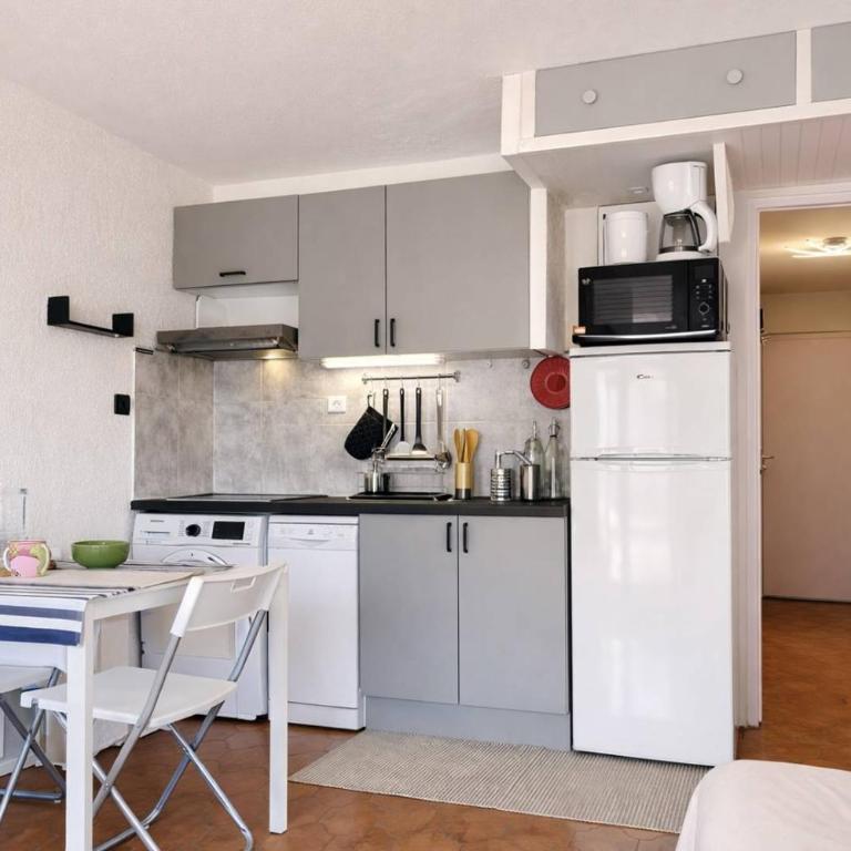 LAL577-B204 Appartement 2 pièces- 4 couchages- LA LONDE LES MAURES - Apartamento con balcón - 14