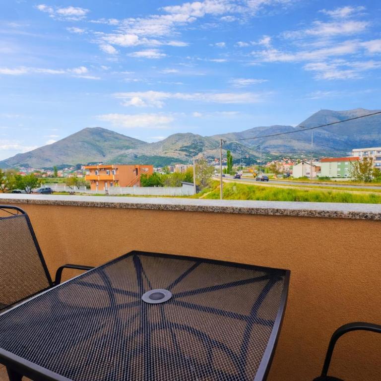 Vila Magdalena - One-Bedroom Apartment with Balcony and City View - 1