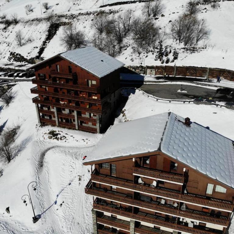 Résidence Courmayeur - Appartement rénové aux pieds des pistes pour 8 personnes MAE-4104 - Apartment - 2
