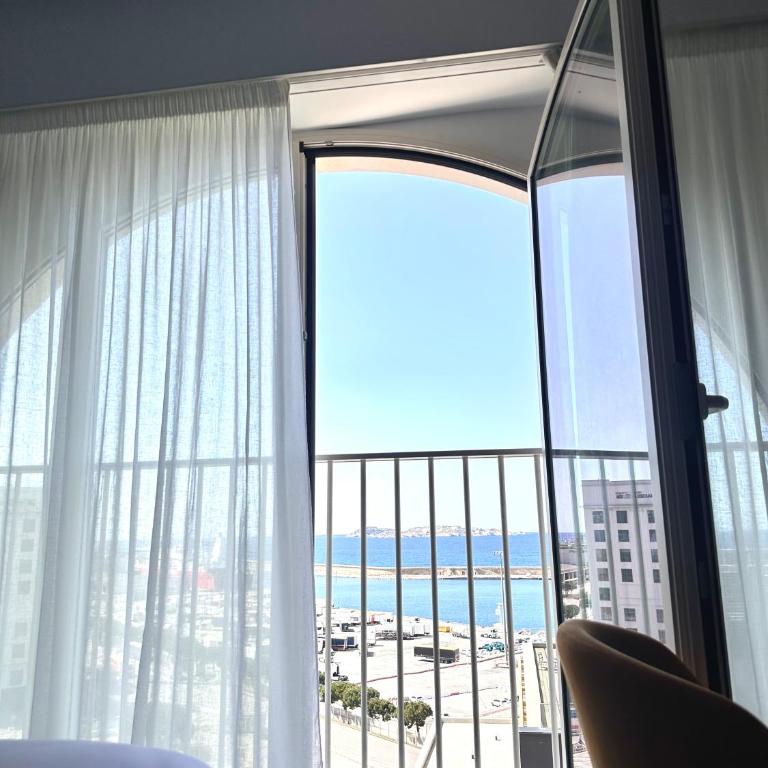 Appart'hôtel Marseille Centre Euromed - Studio - Vue sur Mer - 4