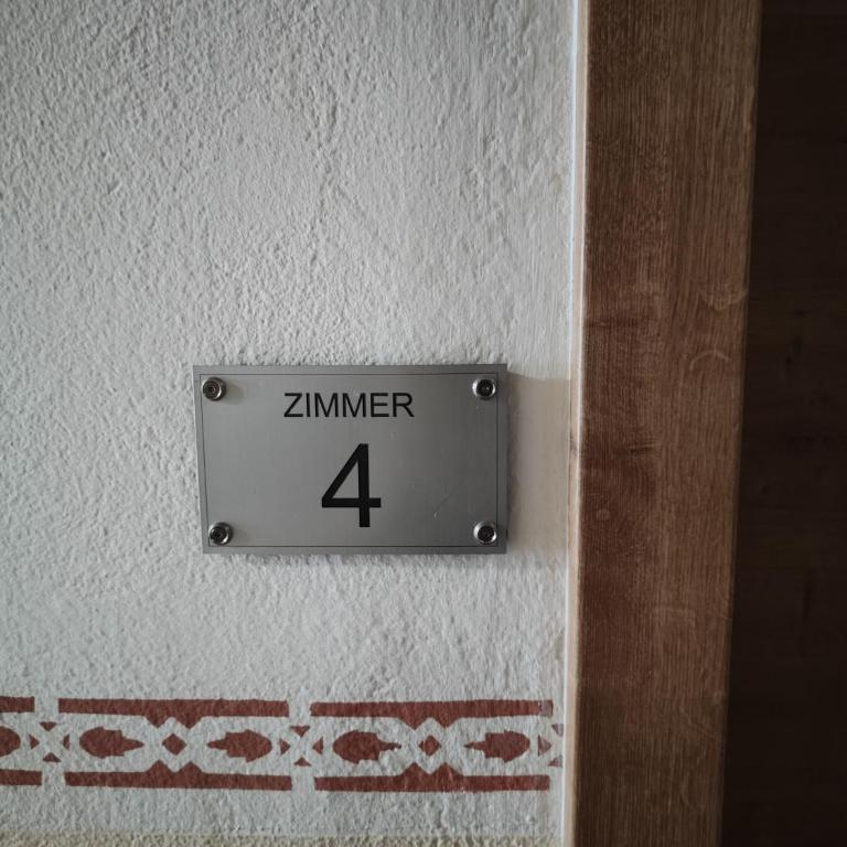 Haus Seppi - Doppelzimmer mit eigenem externen Bad - 1