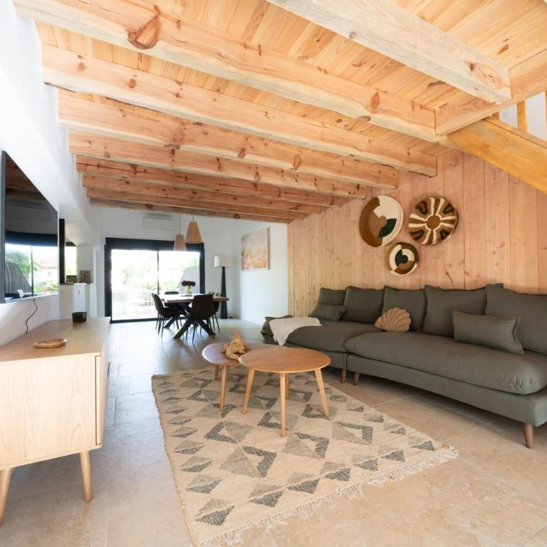 Villa with Spa and Private Canal Access - Casa Vacanze - 4