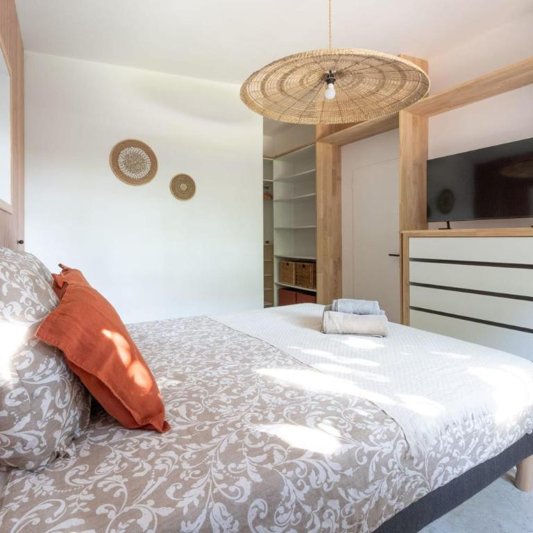 Villa with Spa and Private Canal Access - Casa Vacanze - 10