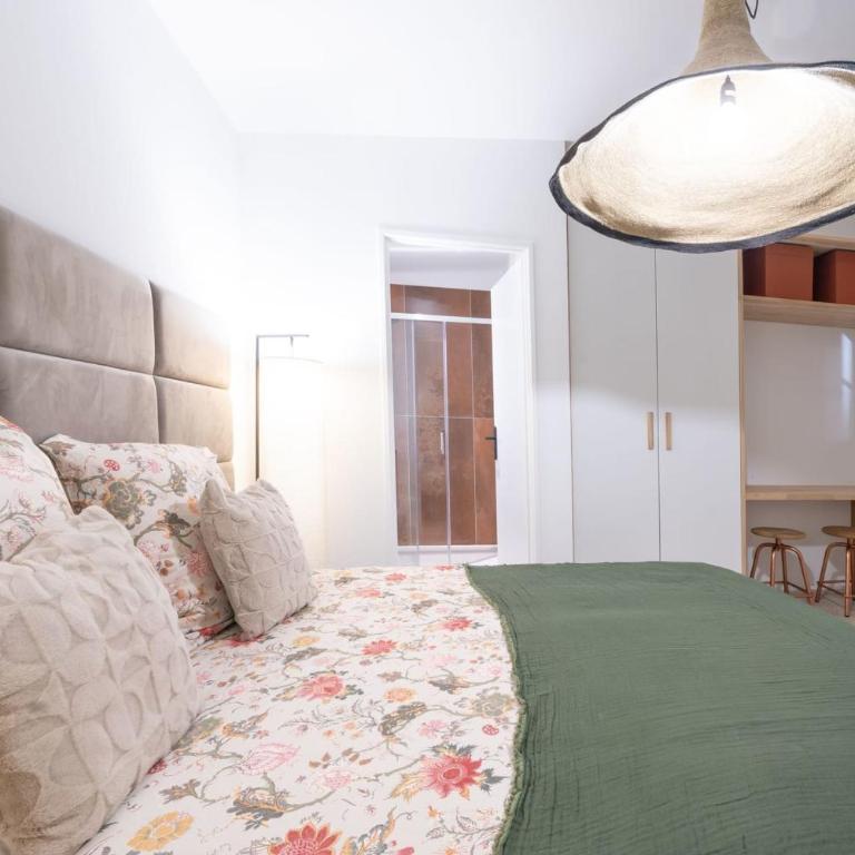 Villa with Spa and Private Canal Access - Casa Vacanze - 13