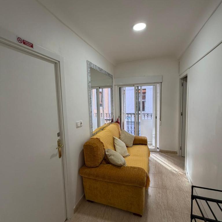 Piso Casco Histórico Alicante - Apartment - 16