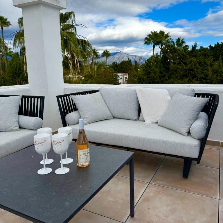 West-Facing Penthouse Roof Terrace Overlooking Pool Walk to Tennis and Golf - Apartamento de 2 dormitorios - 11