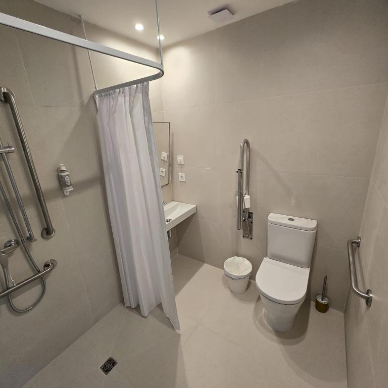 Hostal Boreal Mistral - Habitación Doble Pequeña - 8