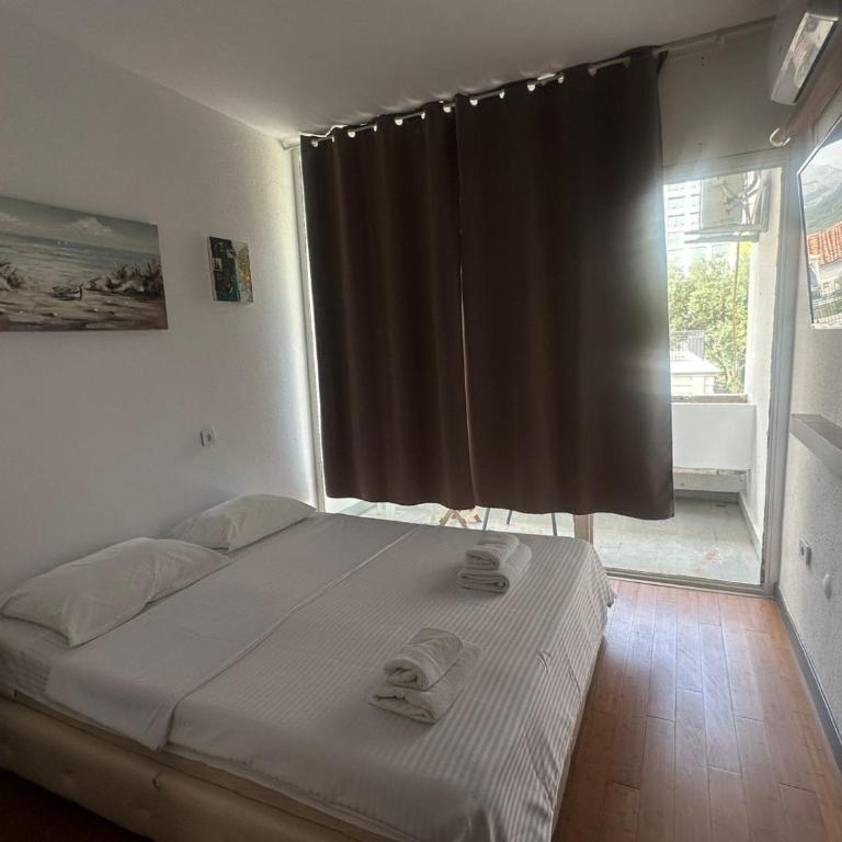 Old Town Apart - One-Bedroom Apartment - 11