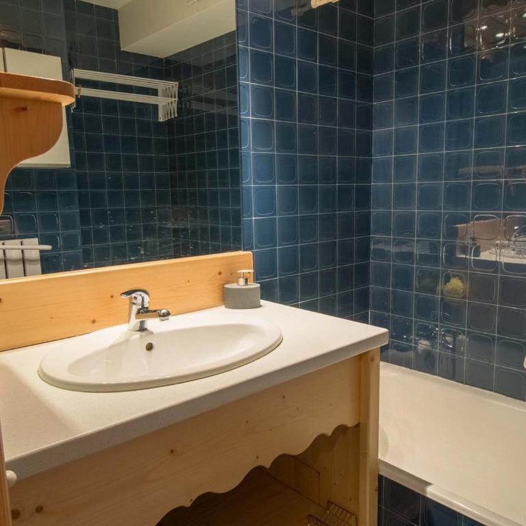 Appartement lumineux au centre de Méribel avec balcon et Wi-Fi - Appartement 2 Chambres - 15