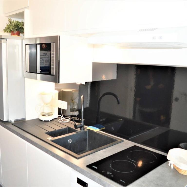 CA270-203 STUDIO avec balcon 3 Personnes À CAVALAIRE SUR MER - Studio avec Balcon - 2